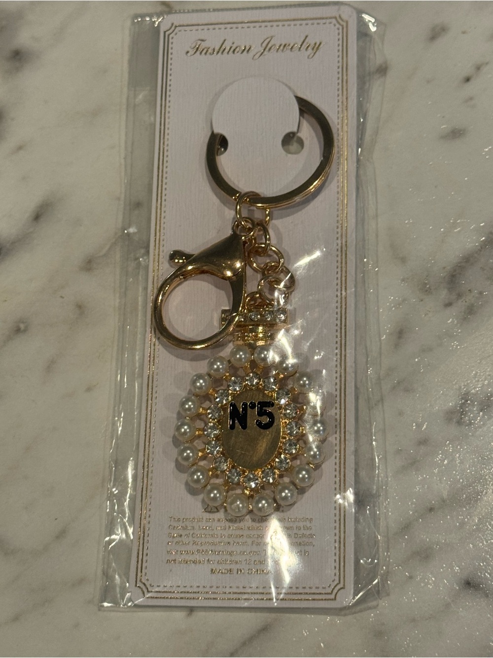 Fashion Jewelry Gold Pearl N°5 Key & Card Holder Charm
